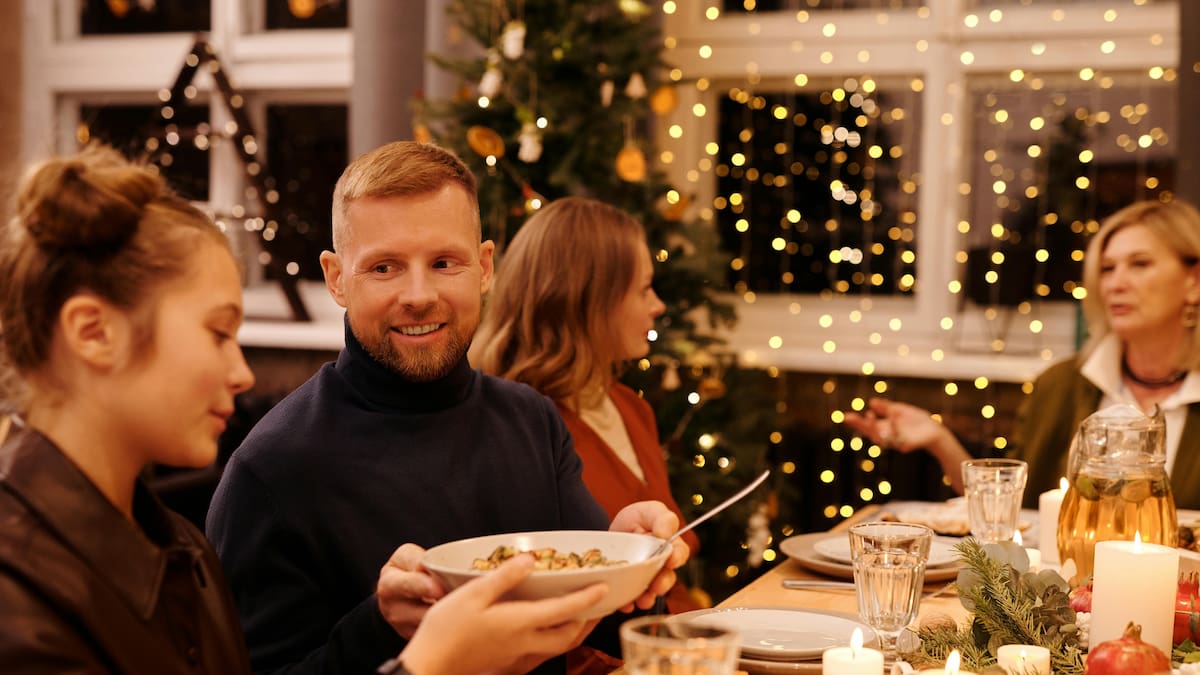 Sara Ureña nos enseña a "sobrevivir" en las cenas y comidas Navideñas