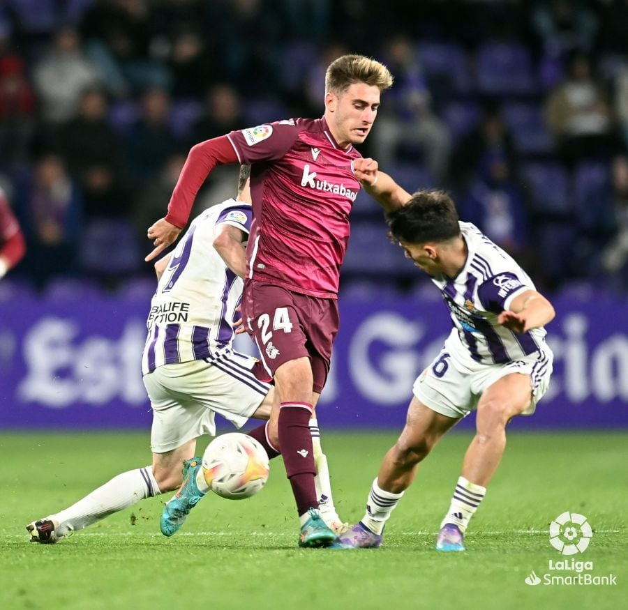 El Valladolid no puede con la Real Sociedad B y se aleja del ascenso directo