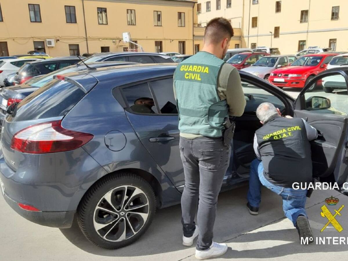 Detenidas cuatro personas en Segovia por vender vehículos con los kilómetros alterados