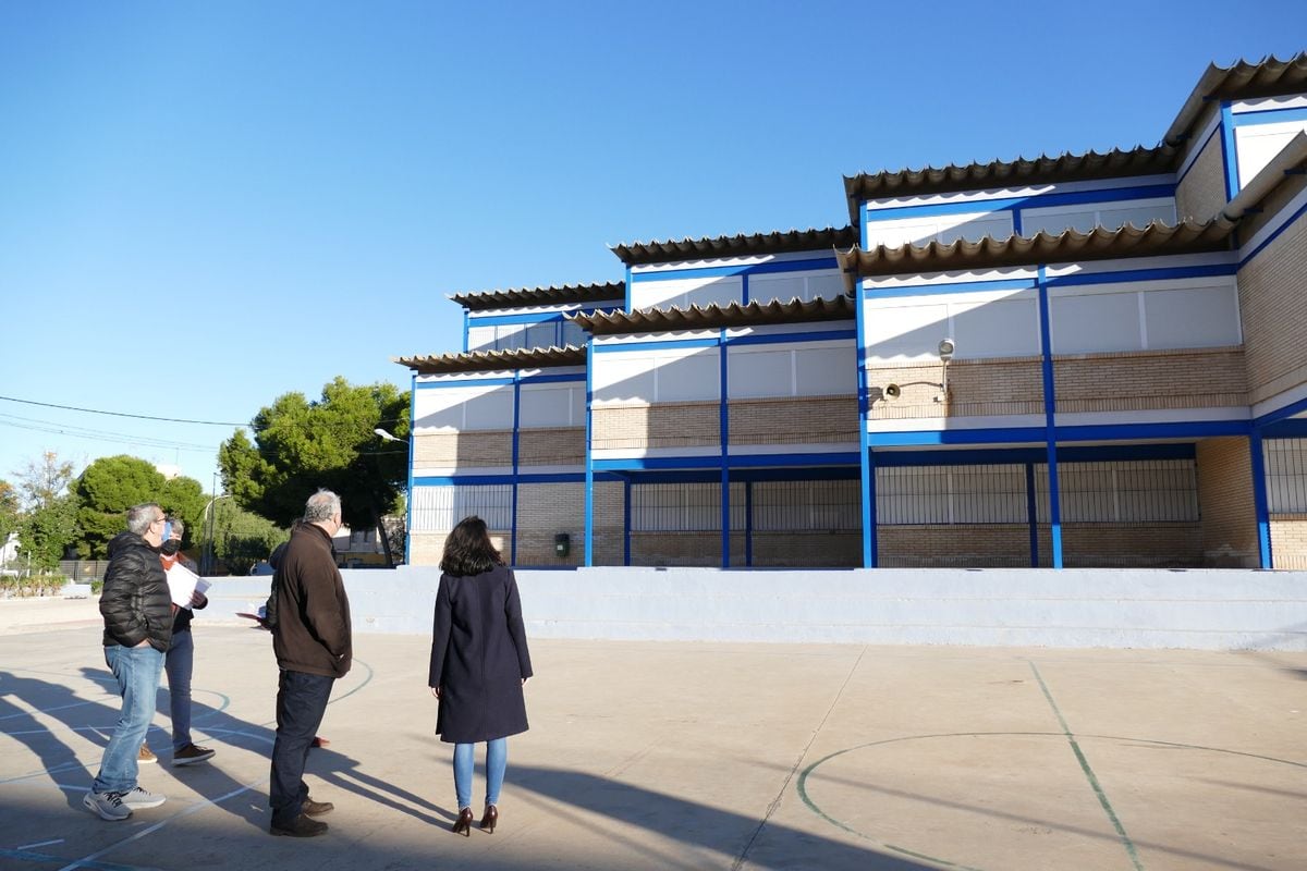 Visita de la concejal de Educación Irene Ruiz a centros escolares