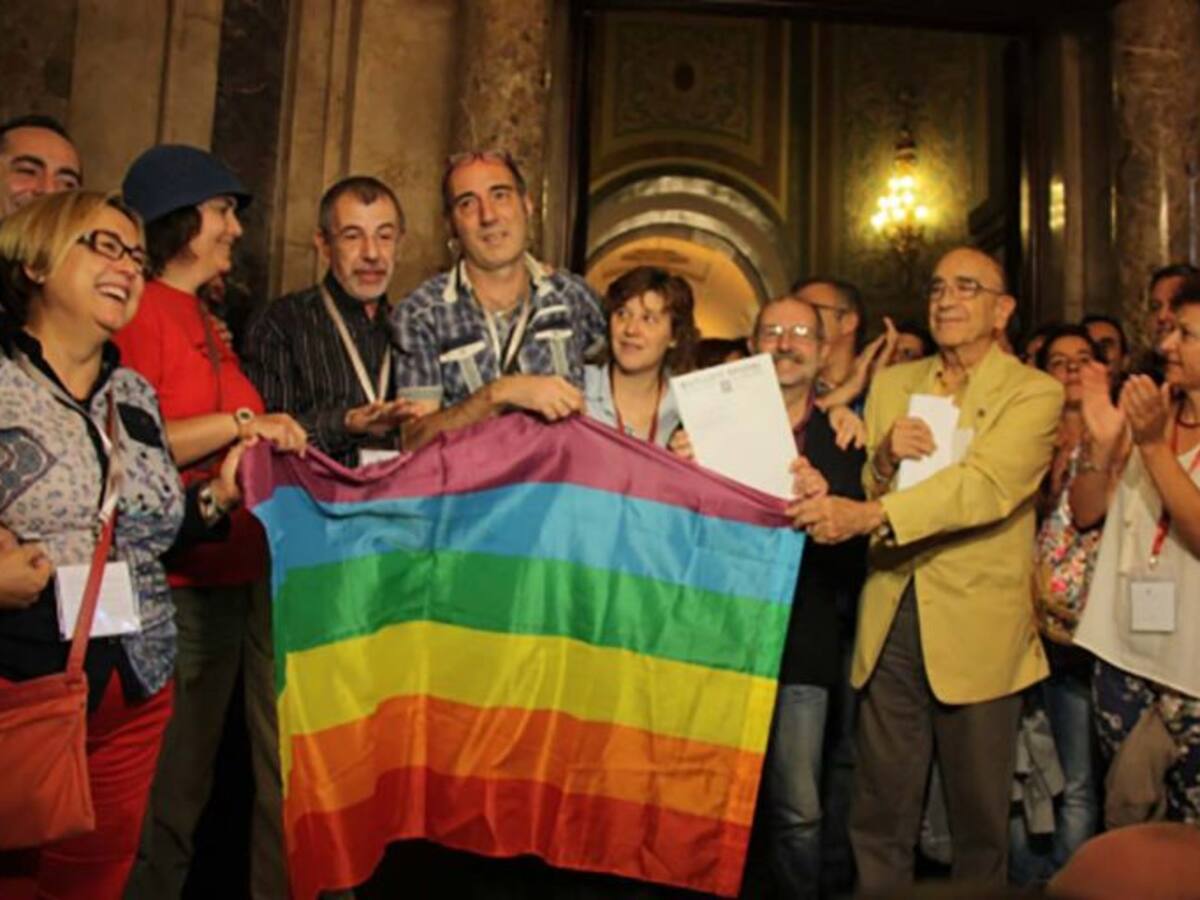'La llei catalana contra l'homofòbia és un referent mundial, però al govern li manca voluntat política per aplicar-la'