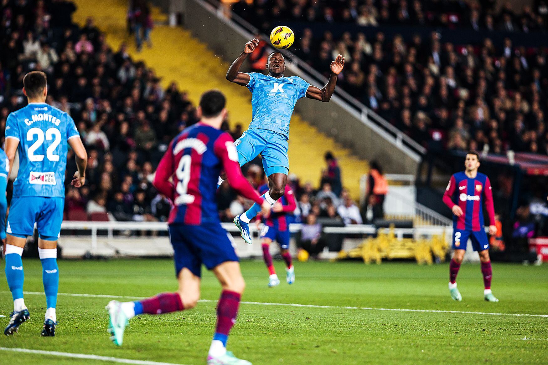 Lopy hizo un buen partido en Monjuit pero ha perdido brillo.