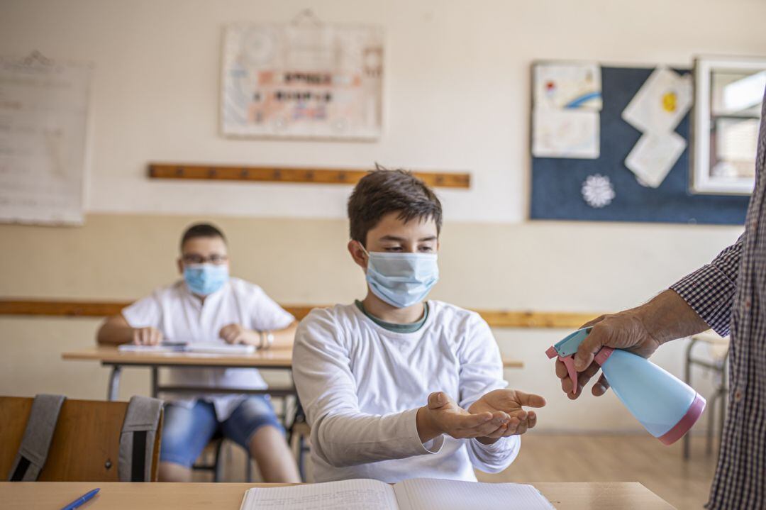 Seis positivos en centros educativos de la Región