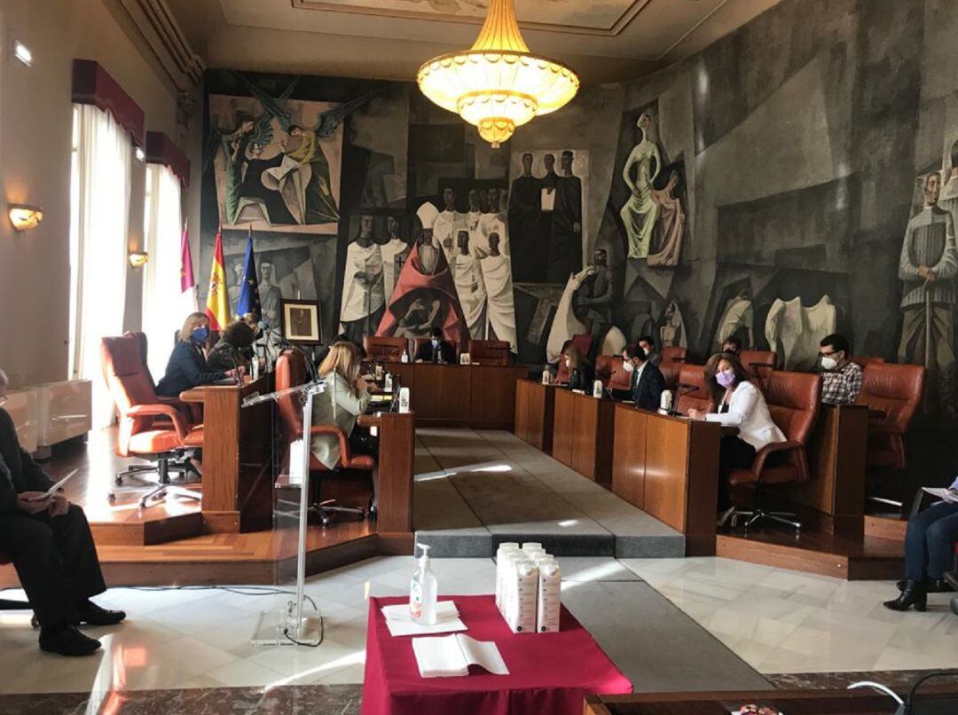 El pleno de la Diputación ha aprobado por unanimidad la puesta en marcha del plan extraordinario de empleo 