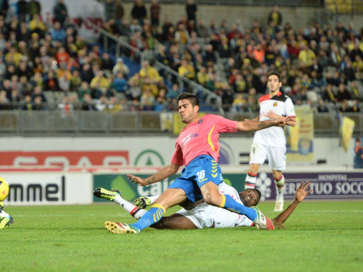 Aythami Artiles, llegada inminente, pero en Valencia