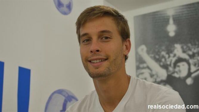 Sergio Canales es optimista cara a lo que esta Real puede hacer en la presente temporada