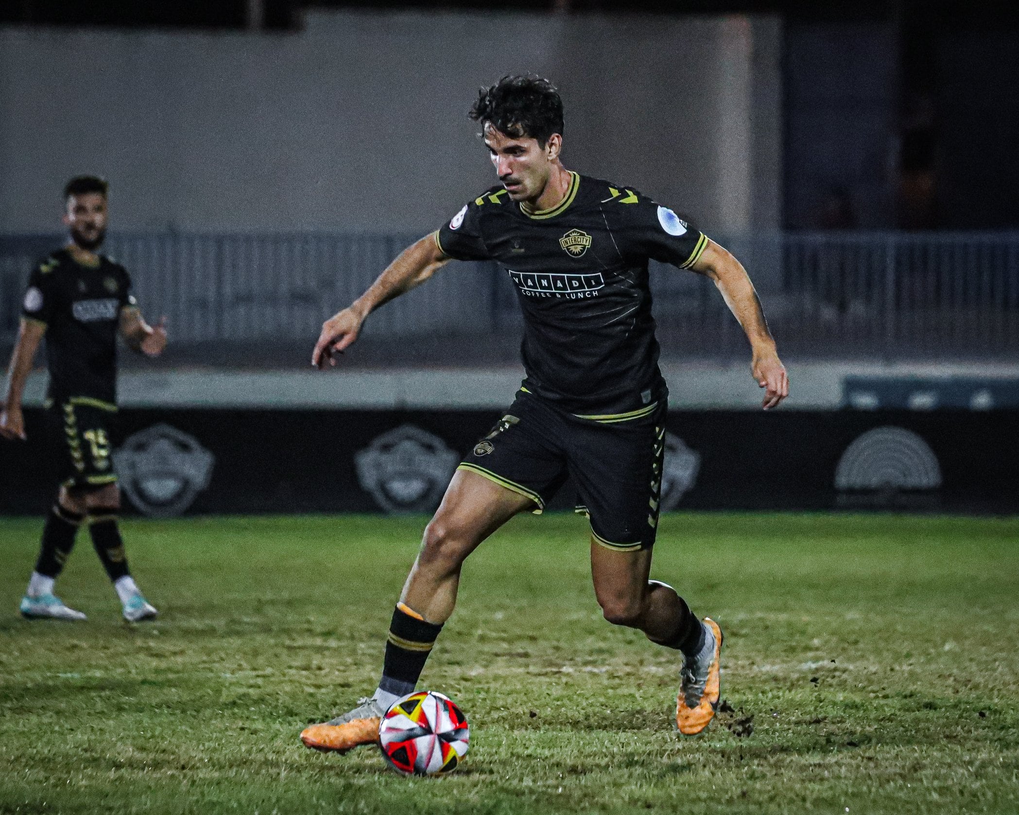 Soldevilla, jugador del Intercity frente al Atlético Sanluqueño