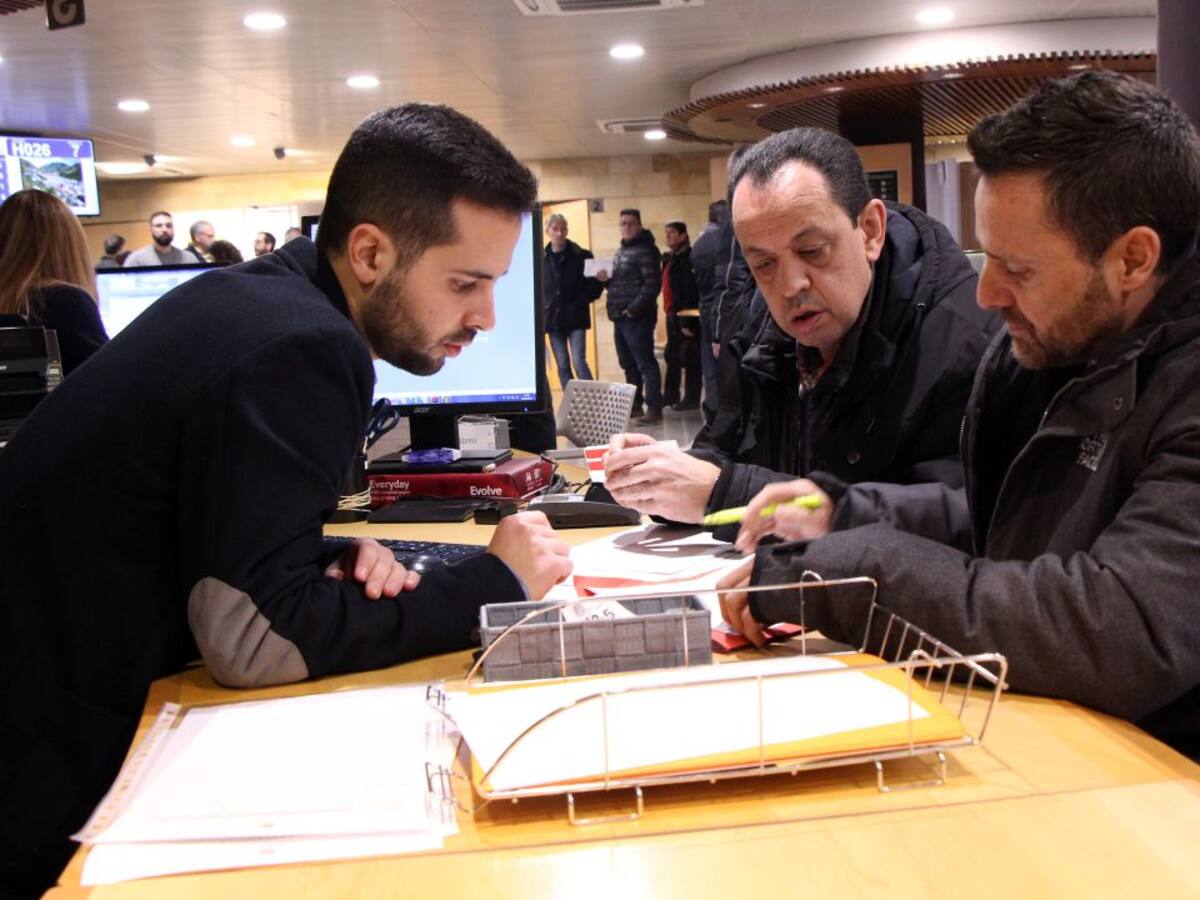 Recurs al Govern per clarificar si els bombers es poden prejubilar als 55 anys