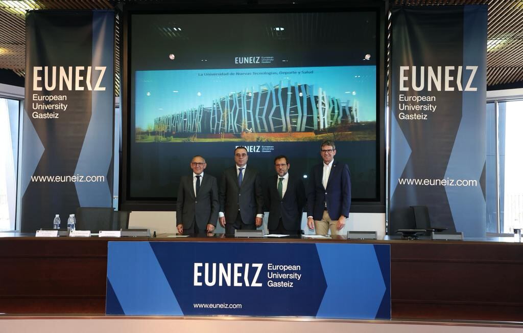 La Universidad Euneiz presenta el curso académico en el nuevo campus de Vitoria