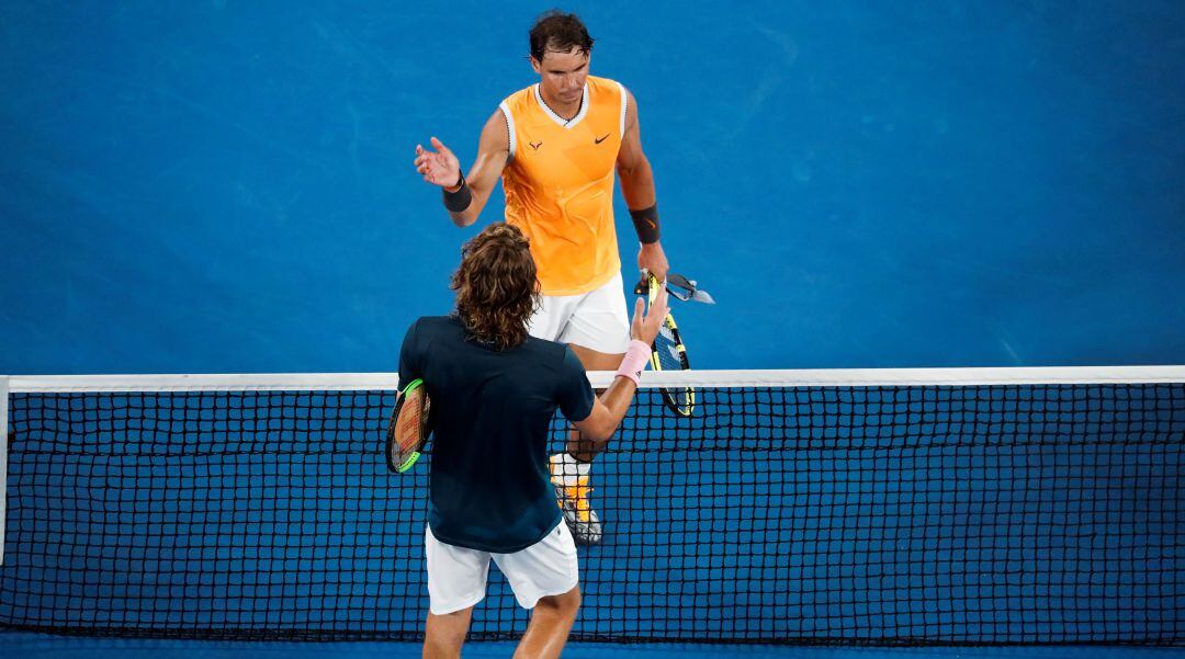 Nadal y Tsitsipas, en el Open de Australia de 2019.