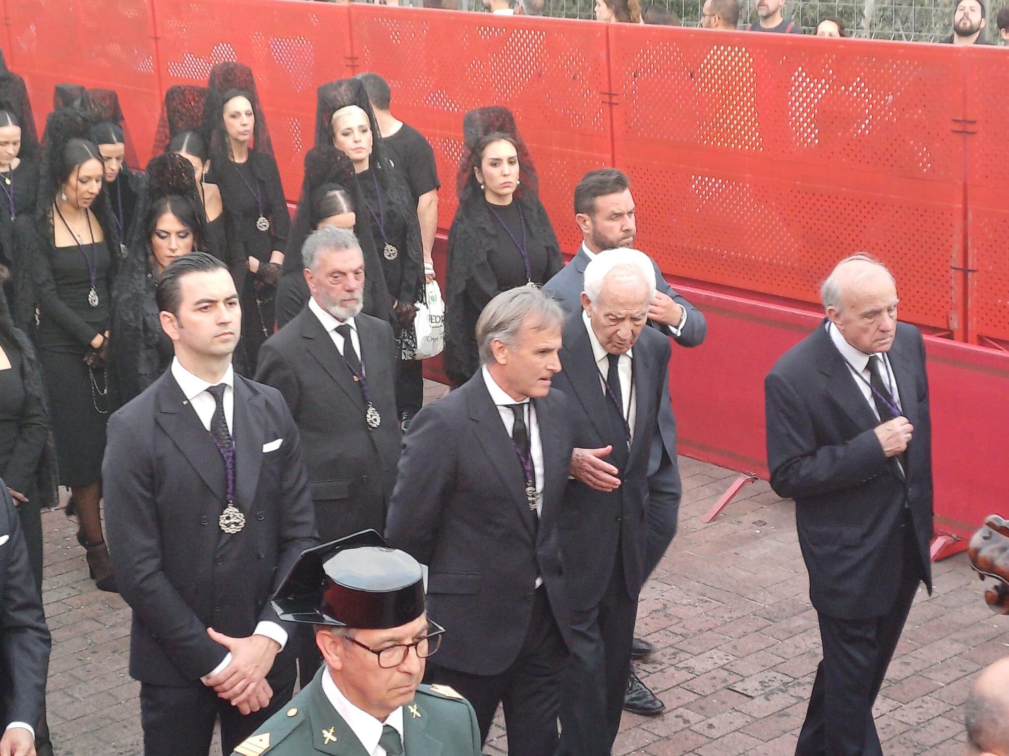 Toreros retirados acompañan al Caído