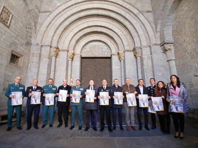 La Lonja Mayor de la Catedral de Jaca ha sido el escenario de la presentación de la nueva temporada de la campaña ‘No caminas sola’