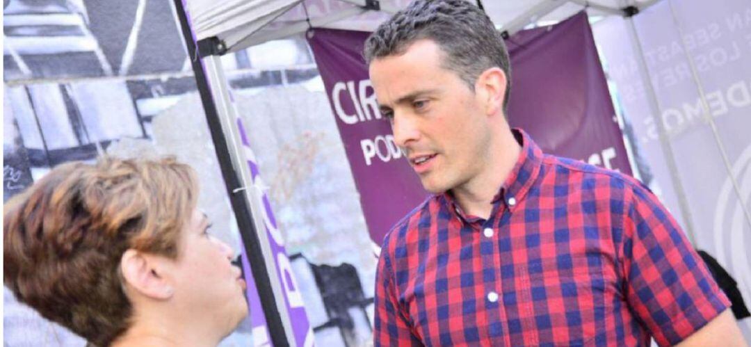 Juan Angulo es portavoz de Podemos en el Ayuntamiento de San Sebastián de los Reyes. 