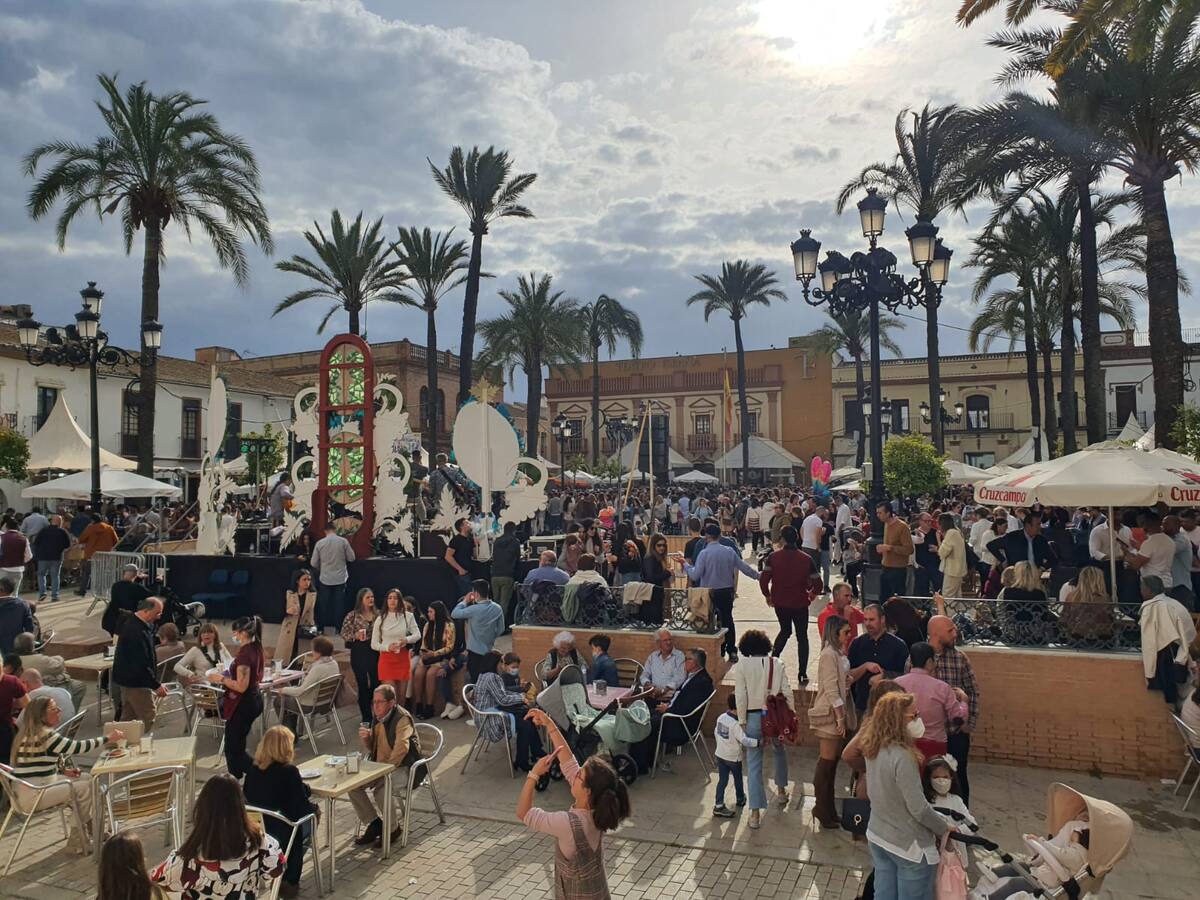 La Palma del Condado acoge la XXIV edición de la Muestra de Habas con Poleo y del Vino