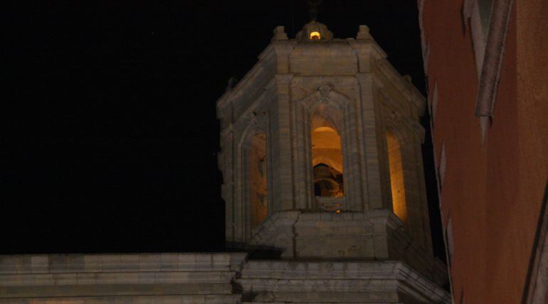 Les campanes sonaran més atenuades.