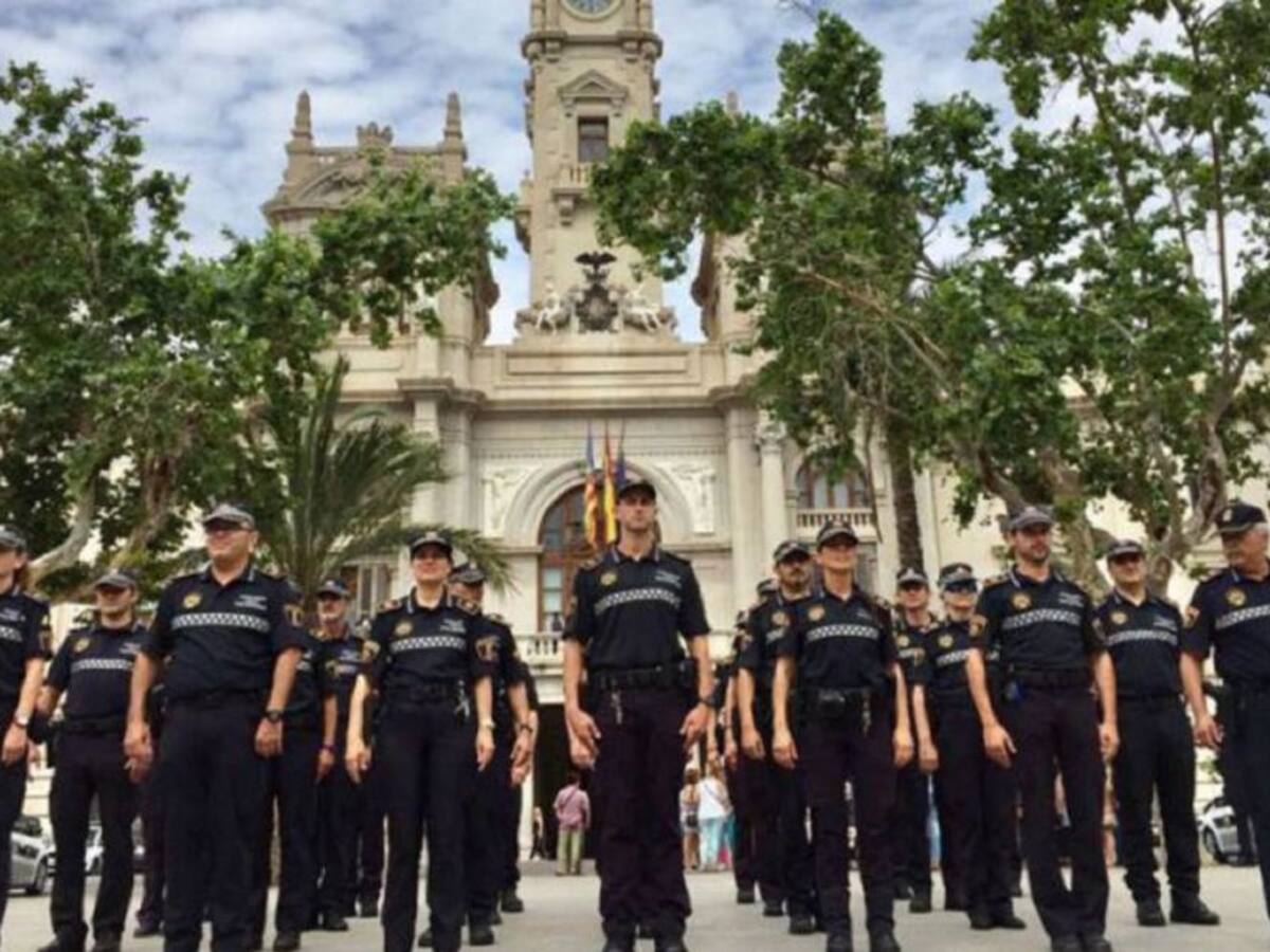Gabriela Bravo: "Es necesario regular para que haya seguridad jurídica a la hora de contratar policías interinos"