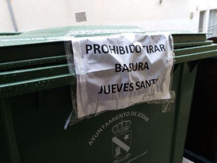 Contenedor sellado pero evitar que se deposite basura