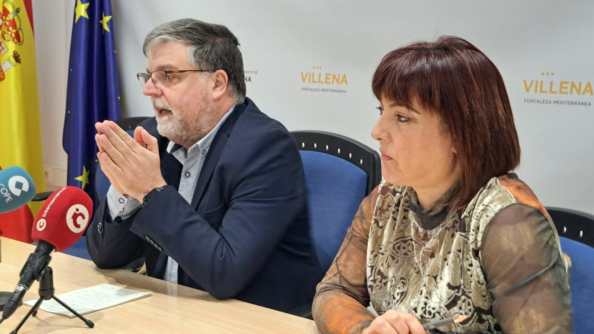 Alcalde y concejala de educación