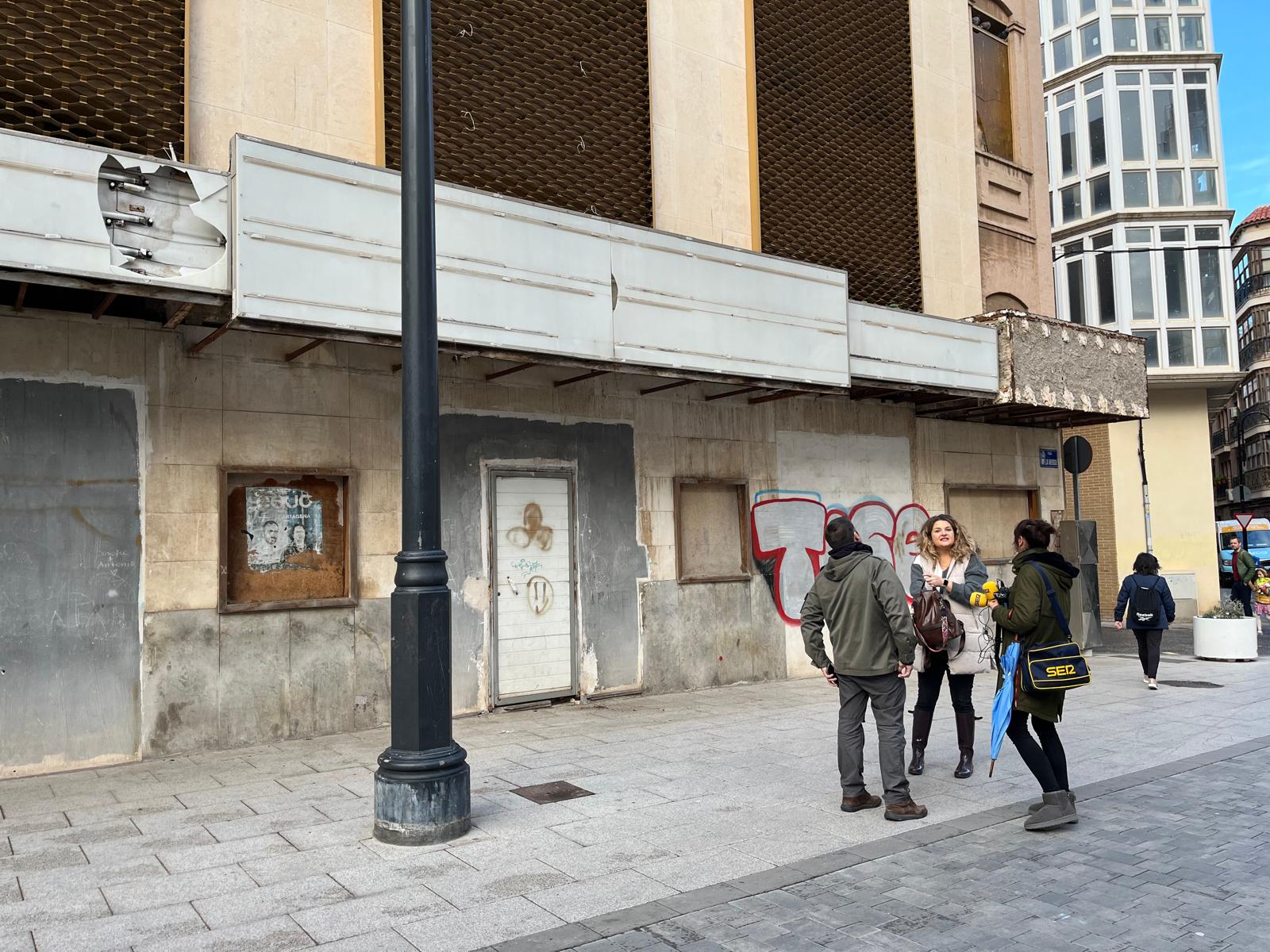 Situación del Cine Central de Cartagena, con Nacho Ros y Cristina Roca, del Festival Internacional de Cine de la ciudad