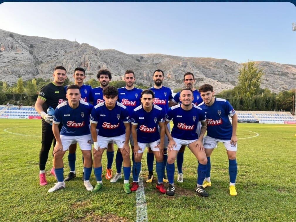 Alineación inicial del partido