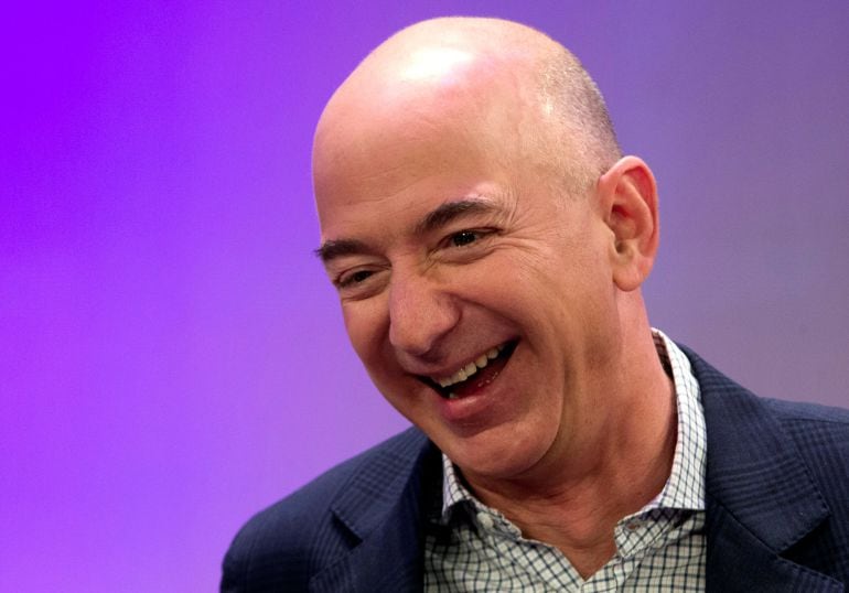 El creador de Amazon, Jeff Bezos, es la nueva persona más rica del mundo.