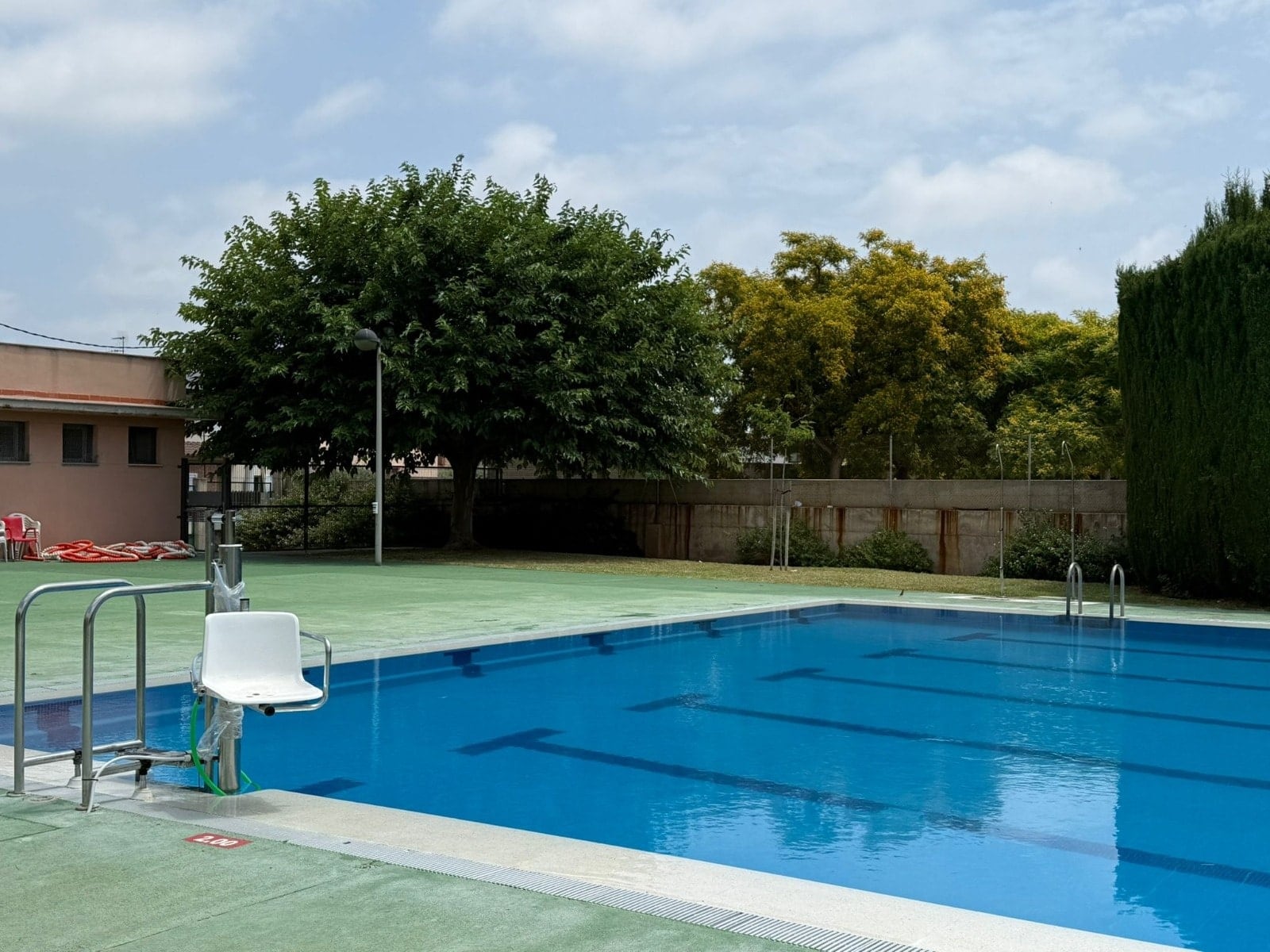 Piscina municipal de Les Alqueries