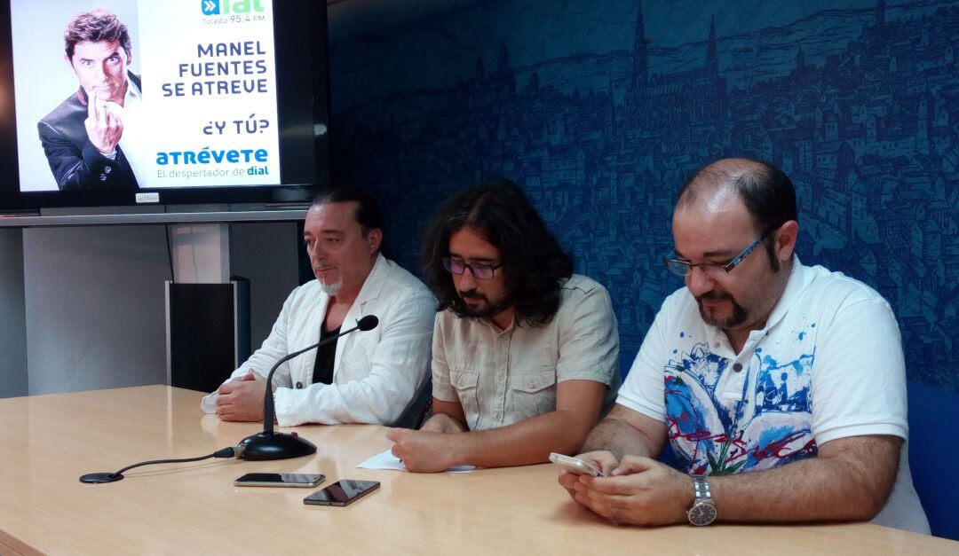 Montalvo (i), Mejías y Curro García (d) en rueda de prensa 