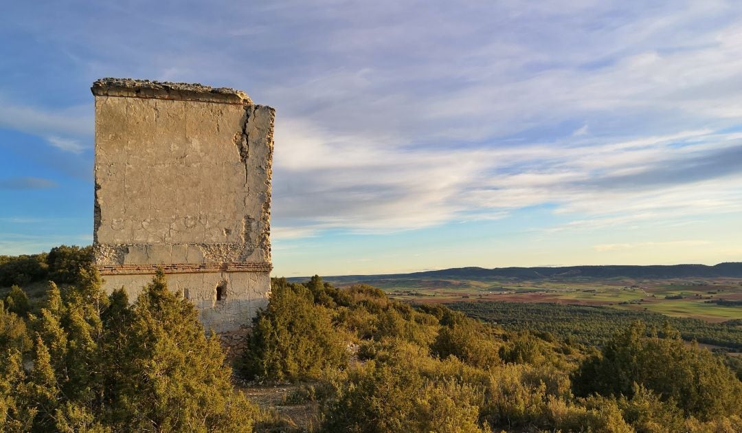 Torre de telegrafía óptica cerca de Cuenca.