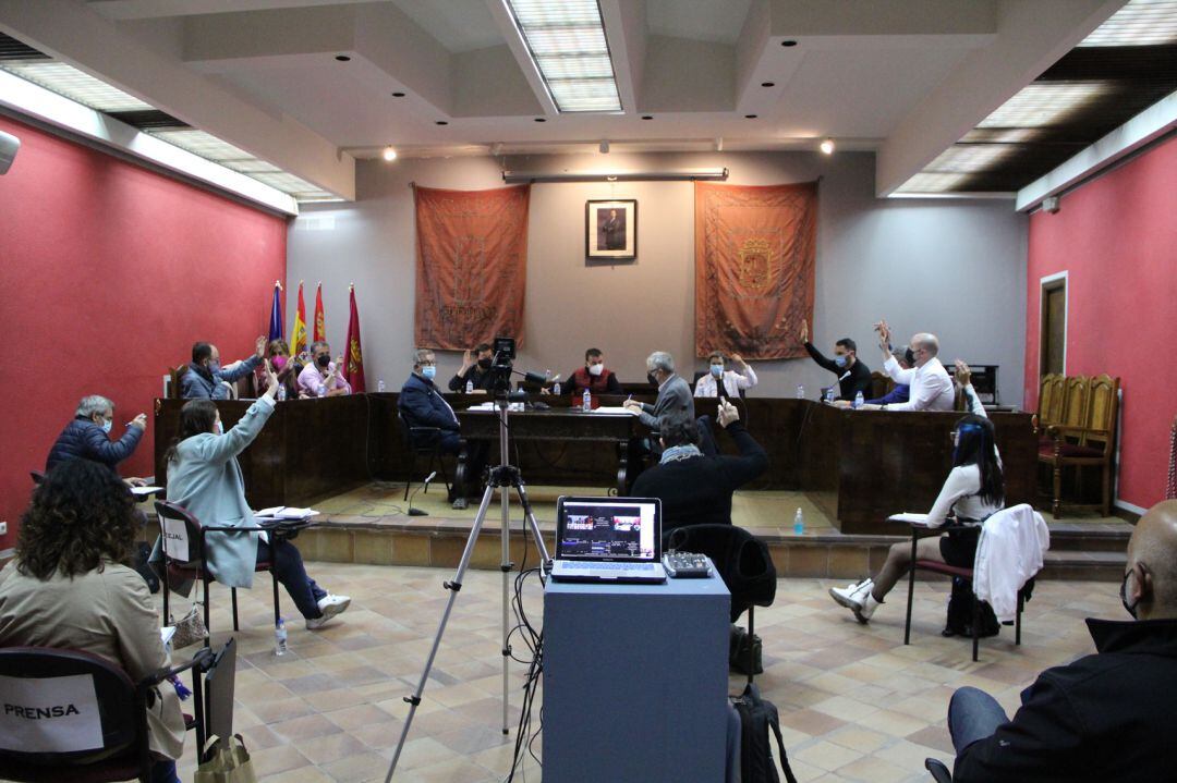 Todos los grupos políticos votan a favor de la retransmisión de los plenos del Ayuntamiento de Cuéllar