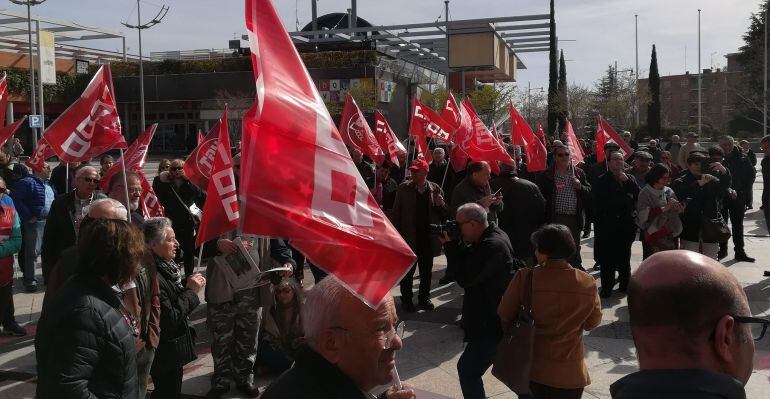 La organización señala que han acudido alrededor de 400 personas