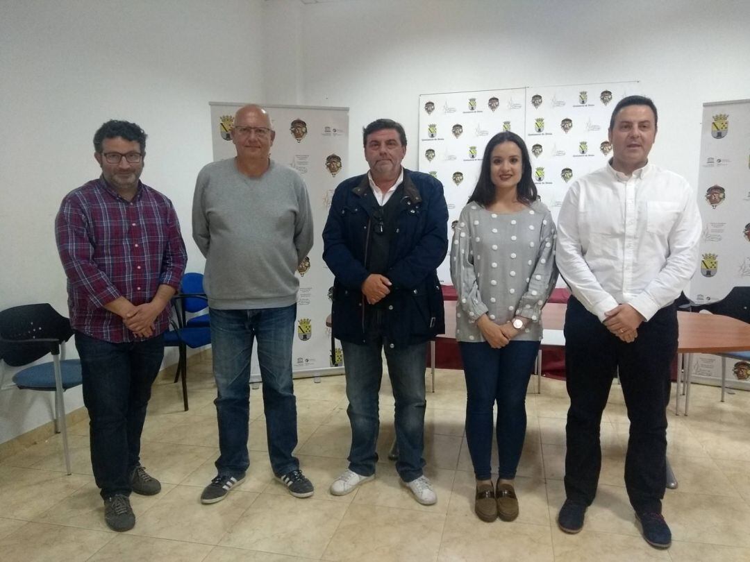 Juan Salvador Pérez (primero por la derecha). 