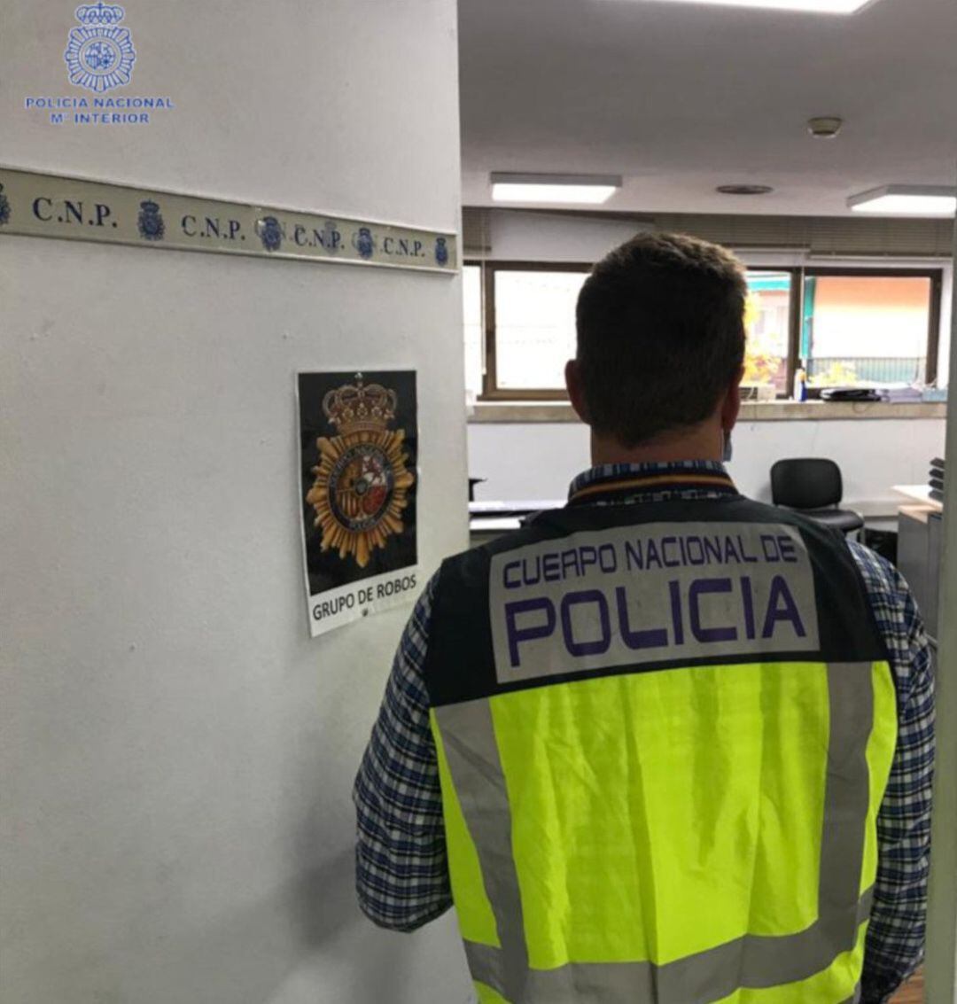 Agentes de la Policía Nacional.