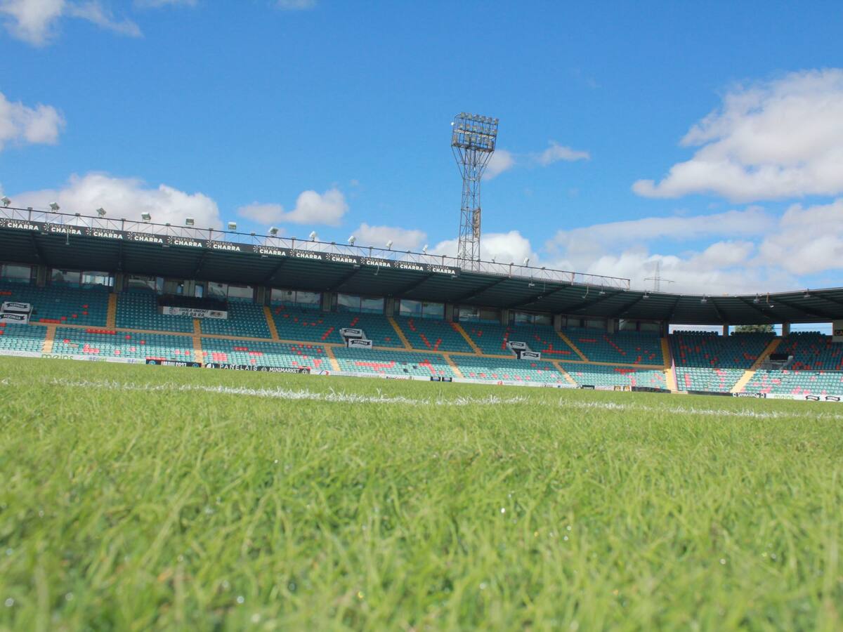 Caos en el Salamanca CF UDS: abandonos, bicefalia y un cambio de gestión que no llega a ser efectivo