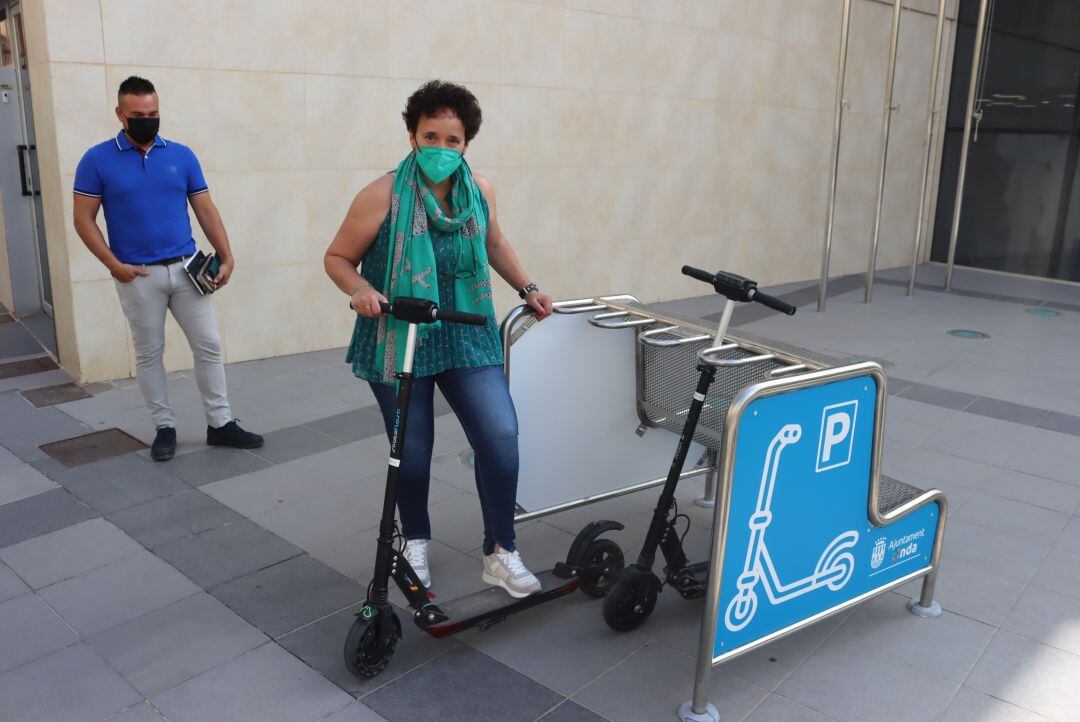 Onda avanza en su apuesta por la movilidad sostenible e instala tres parkings para patinetes