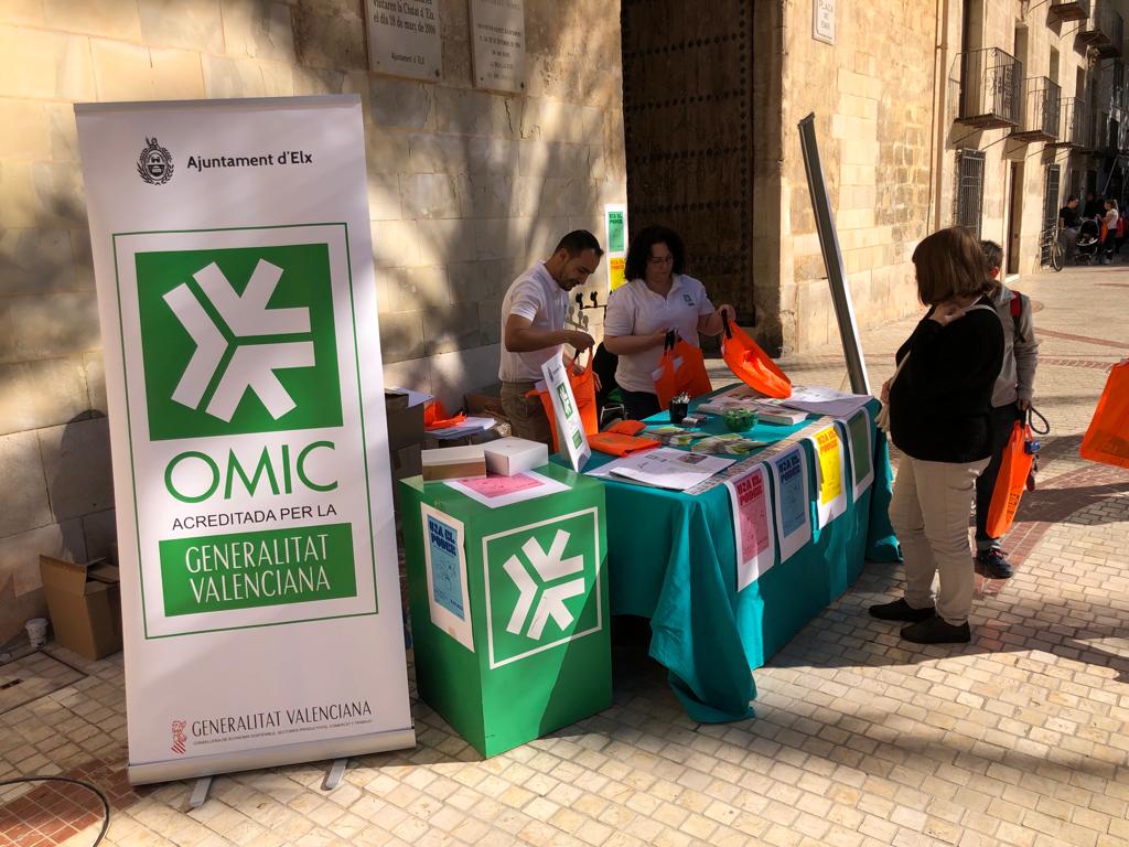 La OMIC de Elche en la Plaça de Baix