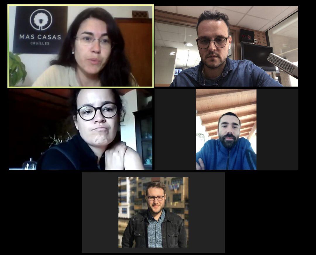 Un moment de la tertúlia de petits productors a Soroll