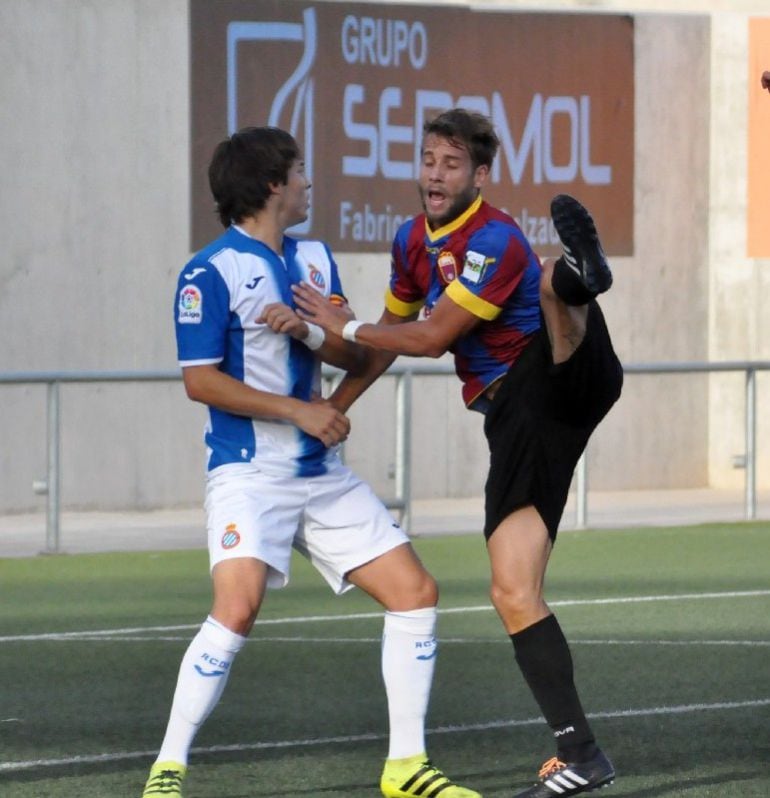 Rubén Moreno contra el Espanyol &quot;B&quot;