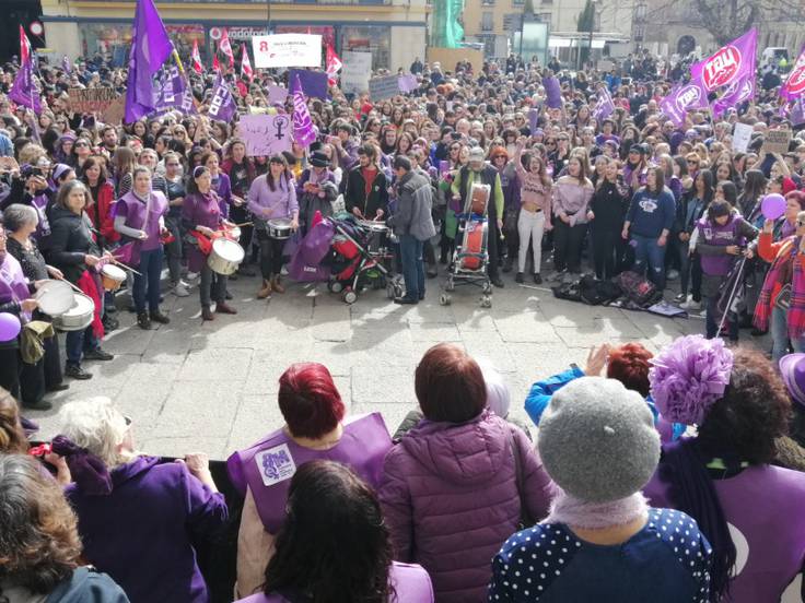 Las leonesas se echaron a la calle de forma masiva para reclamar la igualdad entre hombres y mujeres el 8 de marzo de 2019