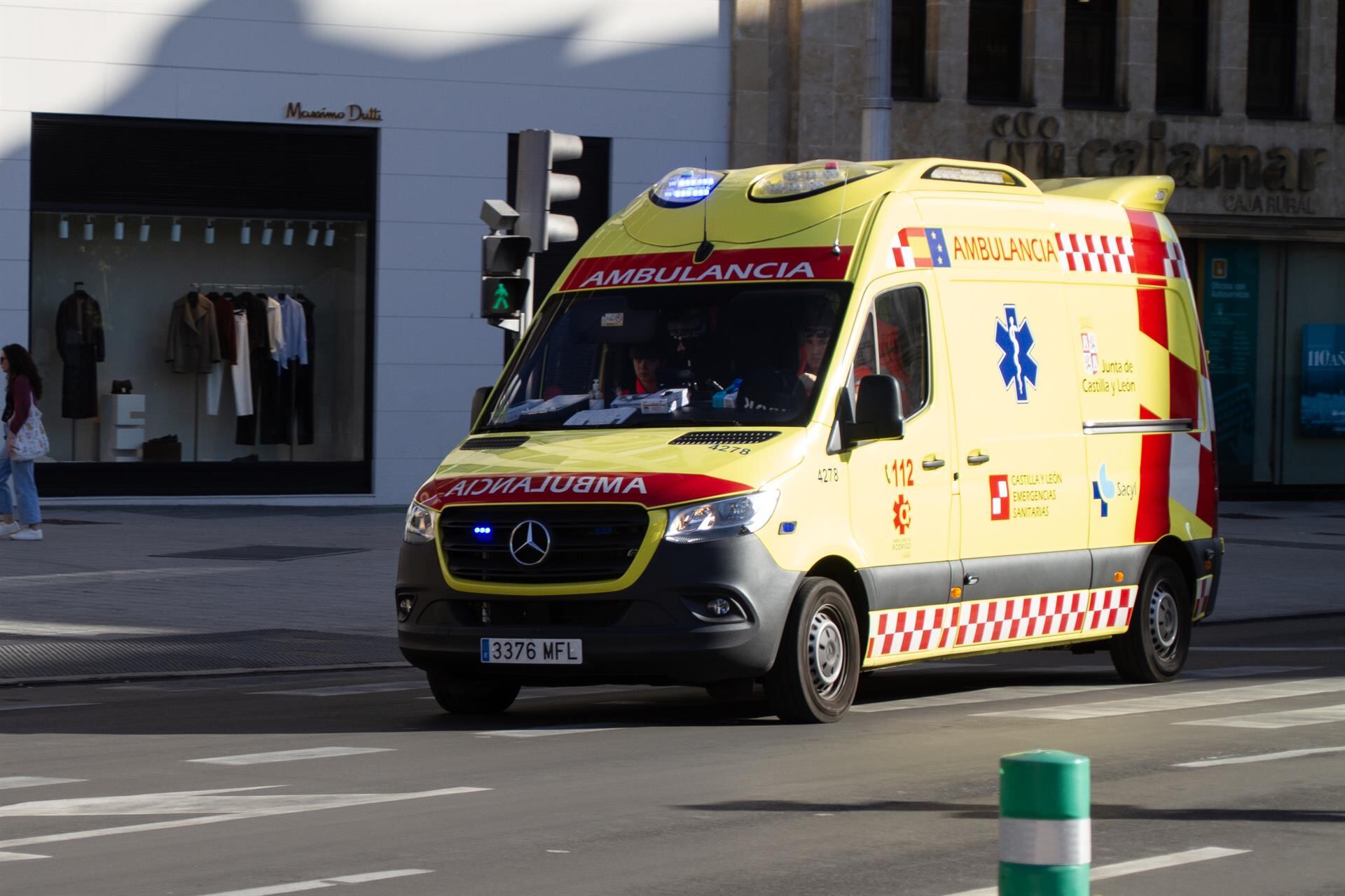 Archivo - Sucesos.- AMP.- Herida una mujer tras ser atropellada por un coche en Valladolid - EUROPA PRESS - Archivo
