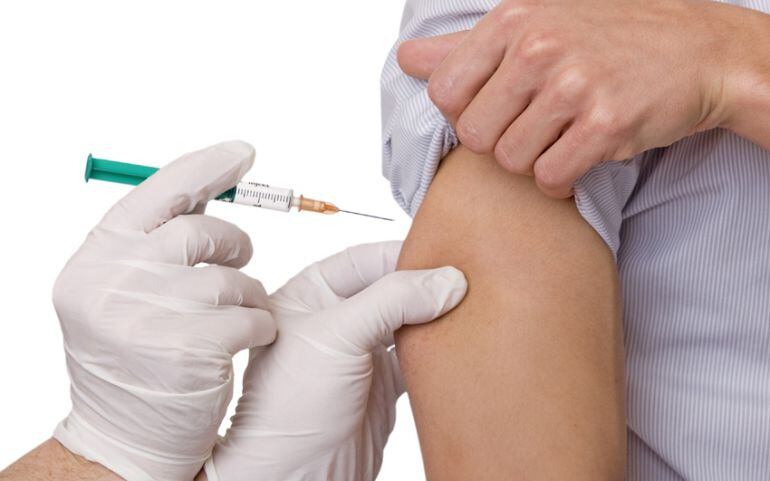 Alerta Satse que la vacuna antigripal tiene que ser prescrita por el médico