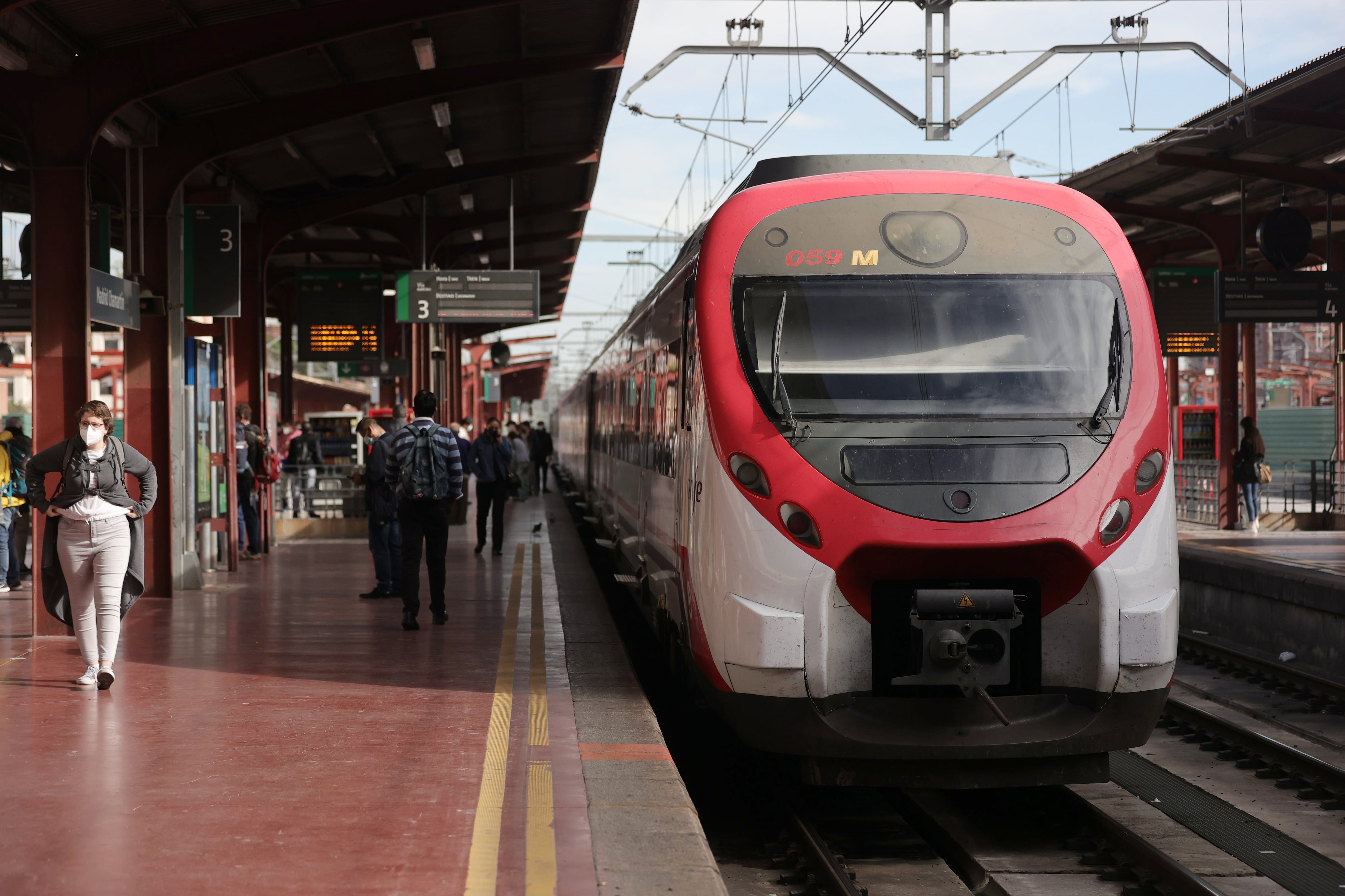 Un andén de Renfe en Chamartín.