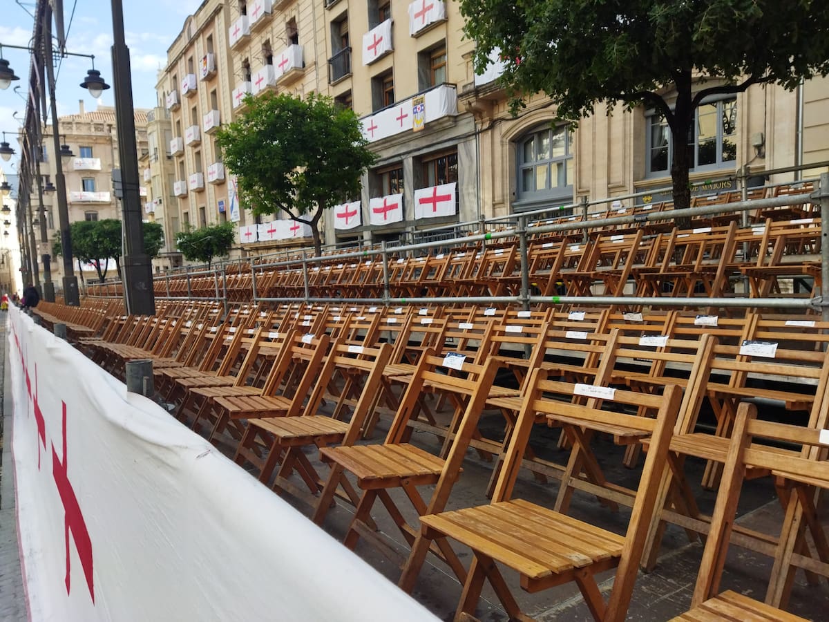 La Asociación de San Jorge abre esta tarde la venta de sillas para el público en general