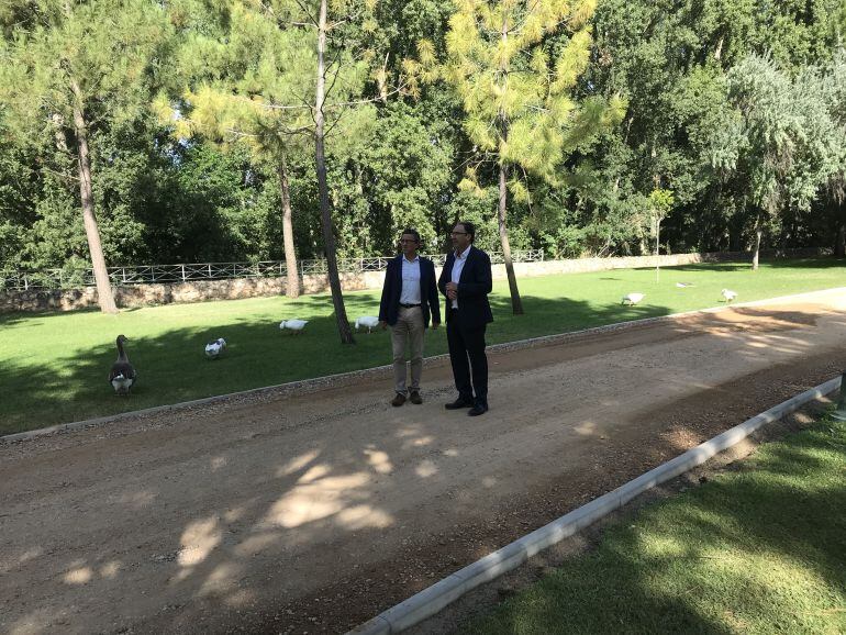 El Alcalde de Palencia, Alfonso Polanco, acompañado por el concejal de Obras, Facundo Pelayo, ha visitado las obras 