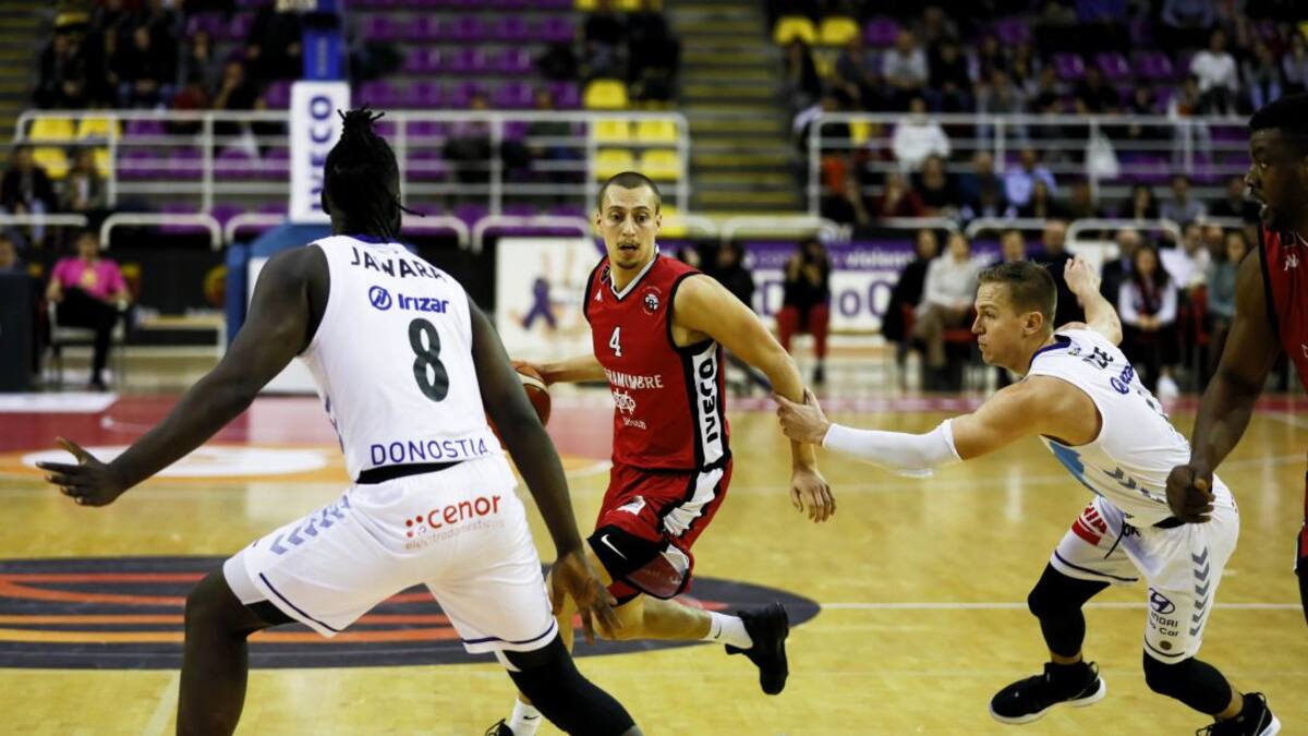 El Carramimbre se exprime pero muere en la orilla de su primera final