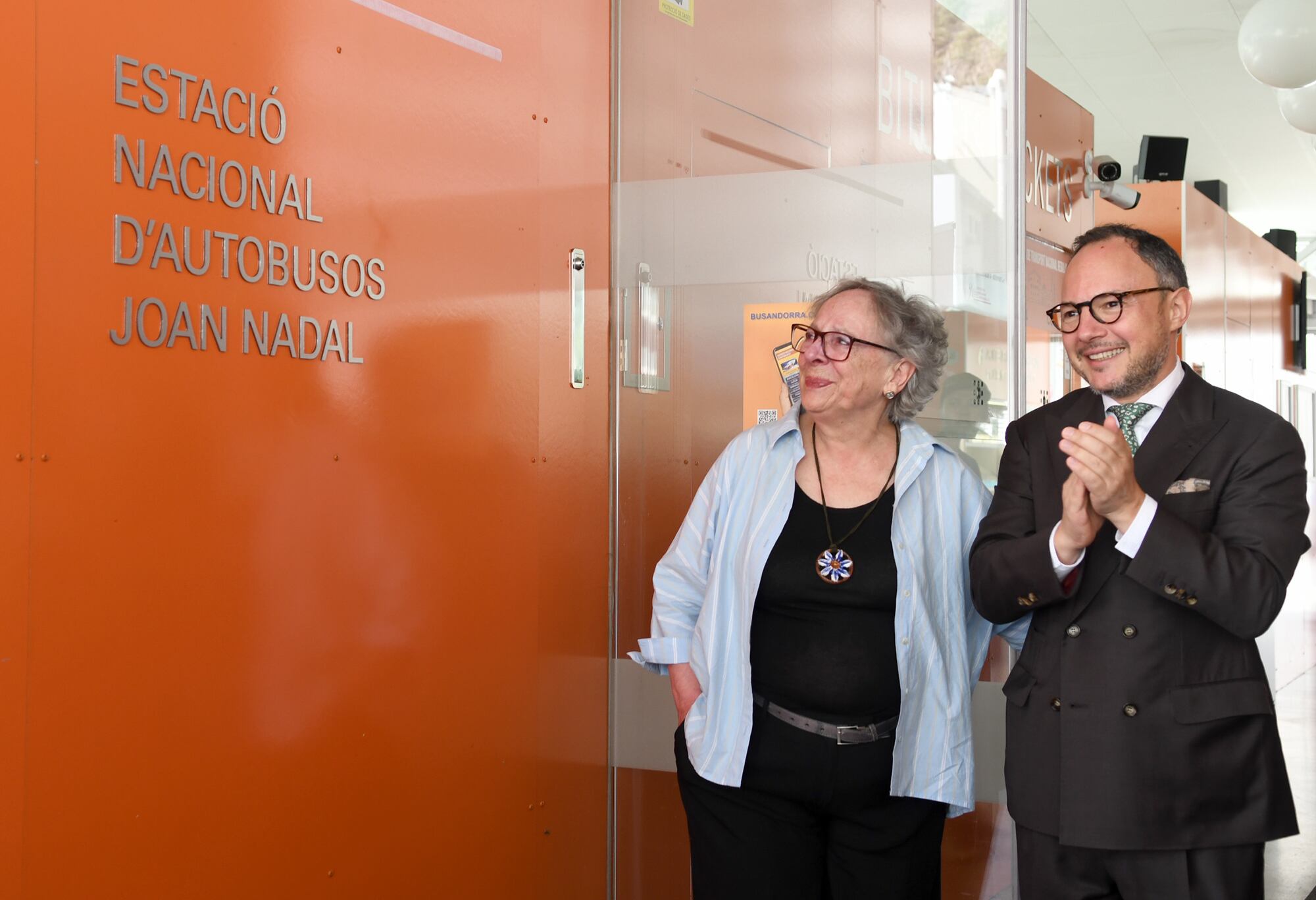 L&#039;Estació Nacional es diu Joan Nadal en record d&#039;un del transport de  passatgers al país