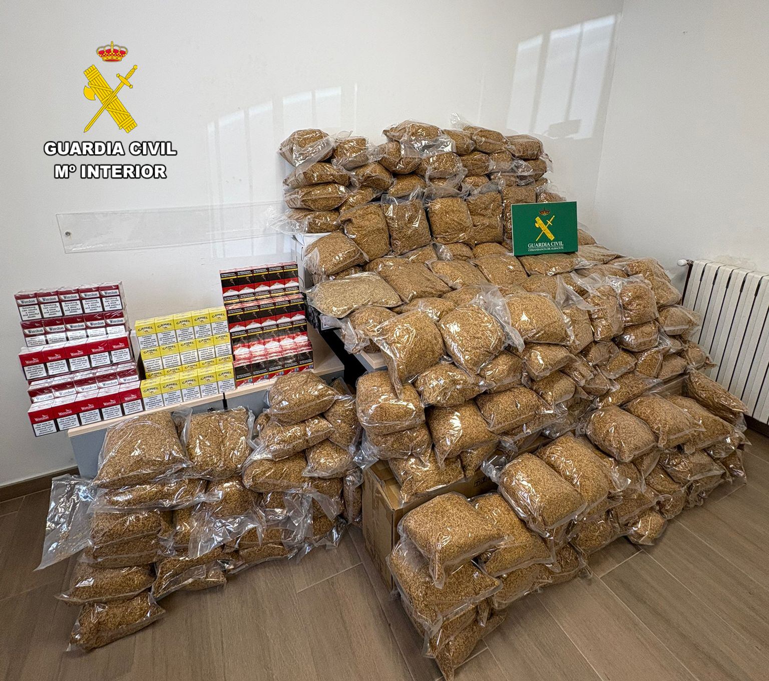 Tabaco de contrabando incautado por la Guardia Civil.