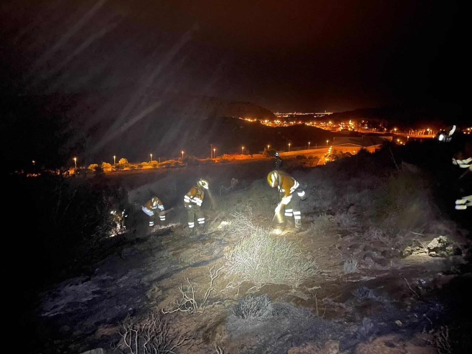 Intervención del incendio declarado en Cartagena esta pasada noche