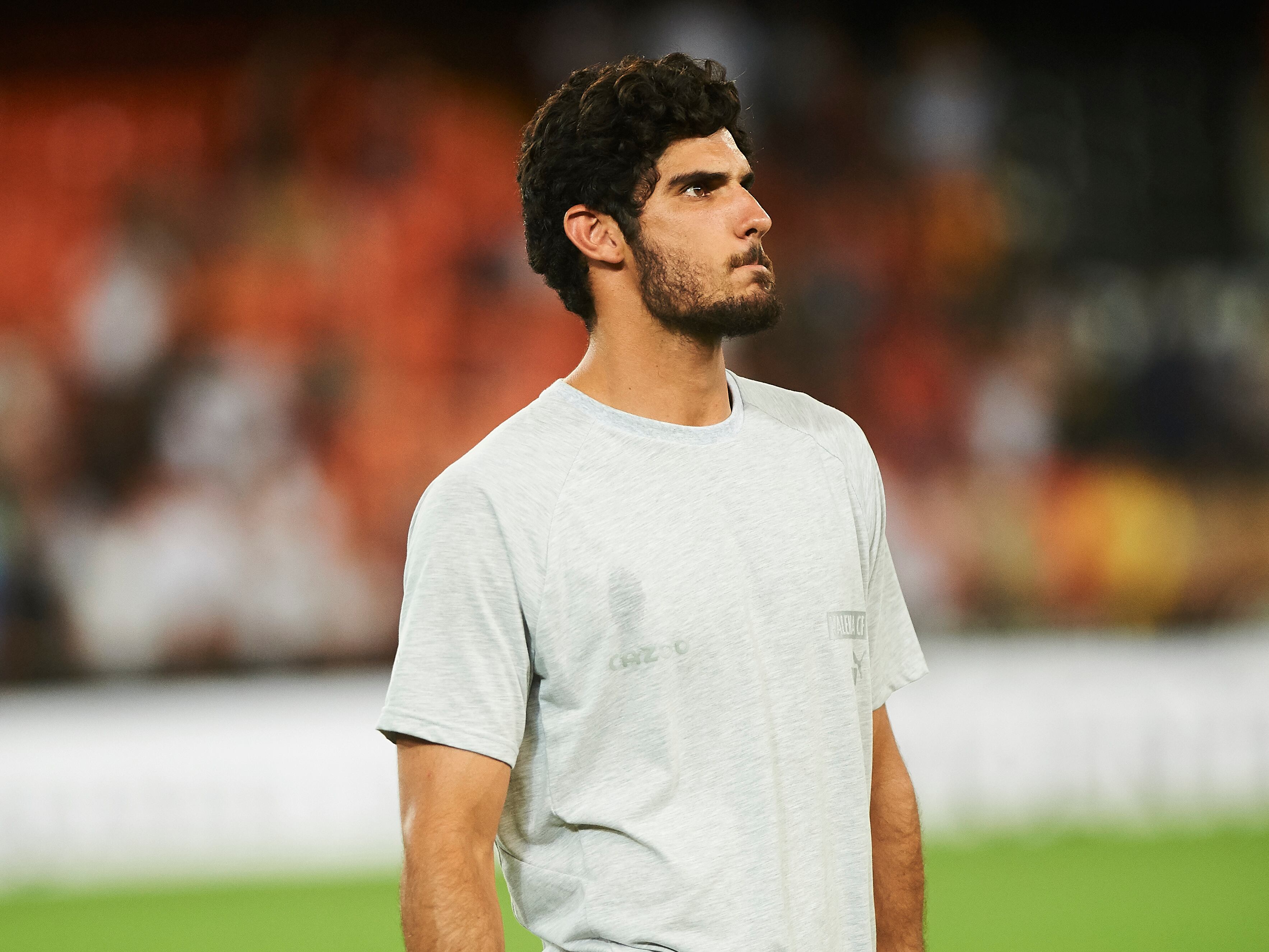VALENCIA, SPAIN - AUGUST 06: Gonzalo Guedes of FC Valencia looks on during the Trofeu Taronja match between Valencia CF and Atalanta at Estadio Mestalla on August 6, 2022 in Valencia, Spain. (Photo by Maria Jose Segovia/DeFodi Images via Getty Images)