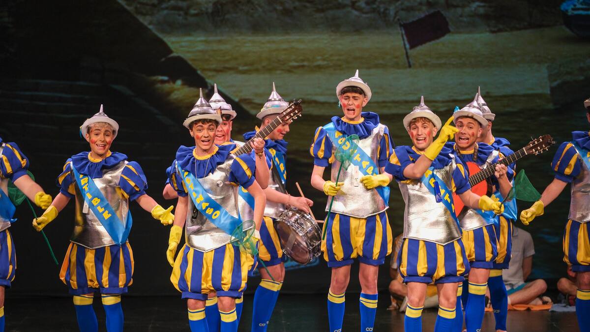 Chirigota juvenil Los últimos supervivientes de la invasión extranjera Semifinal COAC 2024