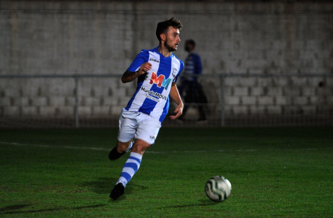 Luismi durante un partido esta temporada